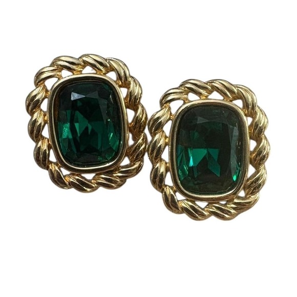 The Unbranded Brand Jewelry - Vintage SAL Designer Emerald Color Earrings